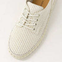 Women's Django & Juliette Hamburg in Nougat Raffia. Sku: DJ20267NDR3O