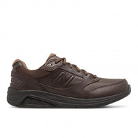 Men's New Balance Footwear in Brown Leather. Sku: MW928BR3-6E