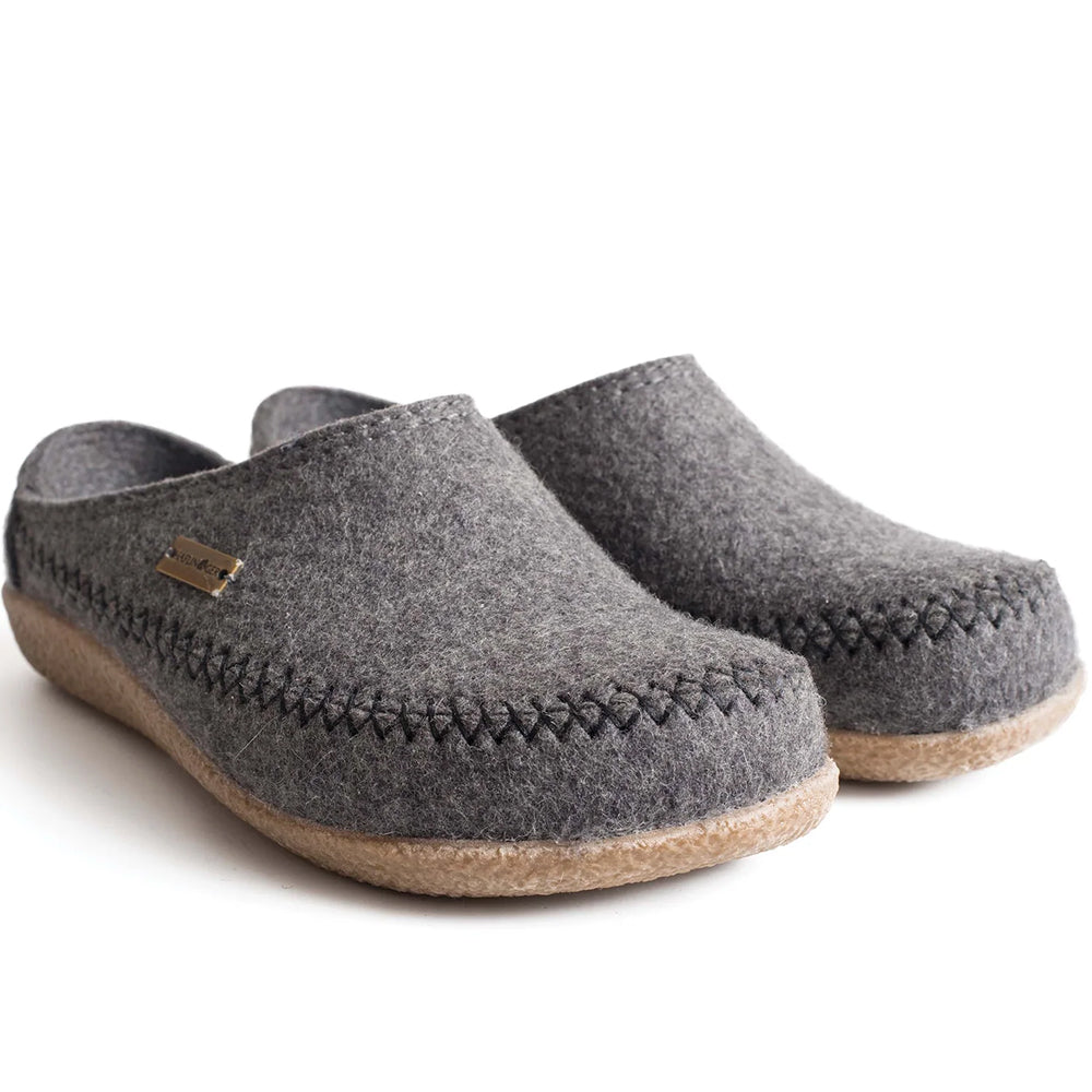 Unisex Haflinger Fletcher in Grey. Sku: 718001-304