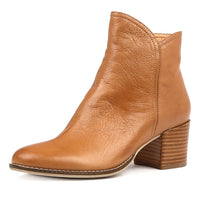 Women's Django & Juliette Mockas in Cognac. Sku: DJ12670T07LE