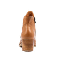 Women's Django & Juliette Mockas in Cognac. Sku: DJ12670T07LE
