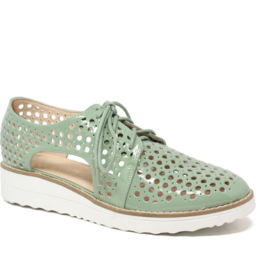 Women's Django & Juliette Onstage in Apple Pat-White Sole Leather. Sku: DJ19637HFYPL