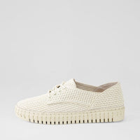 Women's Django & Juliette Hamburg in Nougat Raffia. Sku: DJ20267NDR3O